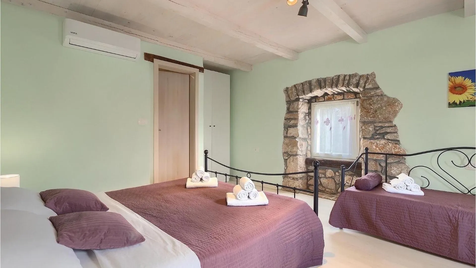 Holiday home Villa Octingenti Veligolji